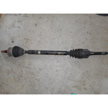 AXLE SHAFT FRONT RIGHT Chrysler Voyager 1996 2.4 SE 