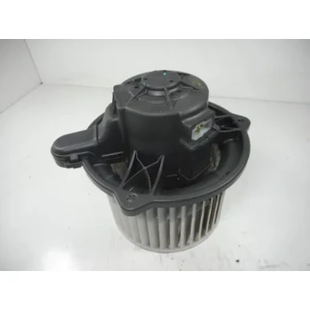 VENTOLA MOTORINO VENTILAZIONE ABITACOLO Hyundai i30 2008 1,6 crdi