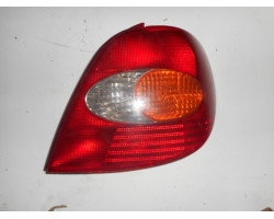TAIL LIGHT RIGHT Toyota Avensis 2001  