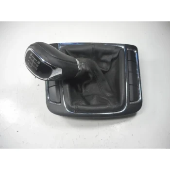 GEARBOX LEVER Škoda Superb 2008 2.0 TDI 3T0711113C