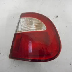 STOP LUČ DESNA Seat Cordoba 2000 1.9 tdi STOP LUČ DESNA Seat Cordoba 2000 1.9 tdi