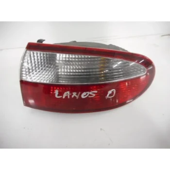 FARO POSTERIORE DESTRO GM Daewoo Lanos 1999 1.5