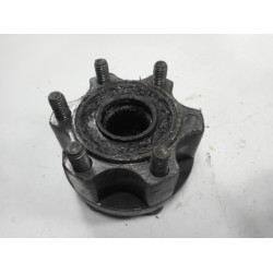 WHEEL HUB COMPLETE FRONT RIGHT Ssangyong Musso 1999 2.9 TD 