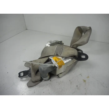 CINTURA DI SICUREZZA Toyota Prius 2009 1.5 AVT. 7321047081E0 	