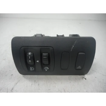 STIKALO RAZNO Renault CLIO III 2009 1.2 16V 8200407756