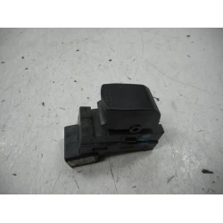 STIKALO STEKLA Fiat Sedici 2007 1.6 4X4 71742597