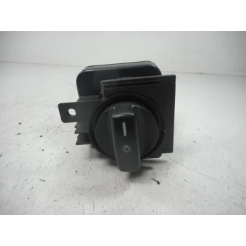 STIKALO LUČI Mercedes-Benz A-Klasse 2007 150 1695452704