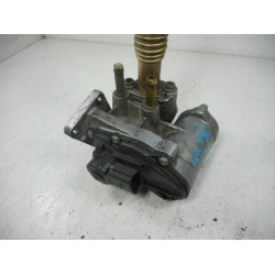 EGR VENTIL Volkswagen Golf 2004 V. 1.4 03c131503b