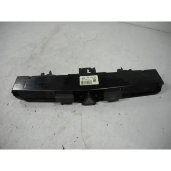 STIKALO ŠTIRIH SMERNIKOV Opel Astra 2007 GTC 1.7 DTI 16V