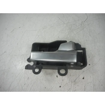 KLJUKA NOTRANJA  ZADAJ DESNA Ford Focus C-Max 2005 1.8 TDCI