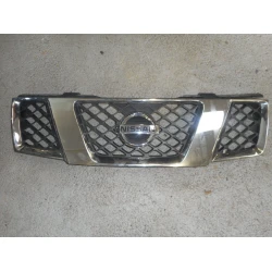 OKRASNA MASKA Nissan Navara 2008 2.5 DCI 4X4 F31004X0MA