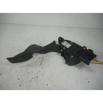PEDAL PLINA ELEKTRIČEN Ford Fiesta 2006 1.4 TDCI