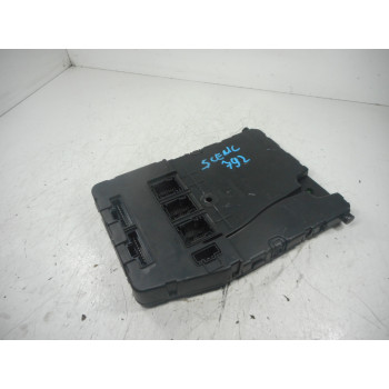 UCH CONTROL UNIT Renault SCENIC 2004 1.5 DCI 8200309690