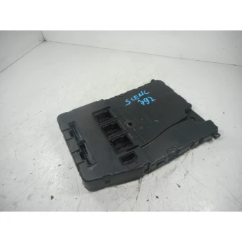 UCH CONTROL UNIT Renault SCENIC 2004 1.5 DCI 8200309690