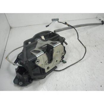 ZAKLEP  ZADAJ LEVA BMW 1 2007 118D 51227202147