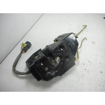 ZAKLEP  SPREDAJ DESNA Hyundai Getz 2006 1.4