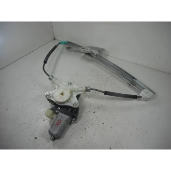 MECCANISMO ALZA VETRO ANTERIORE DESTRA Kia Rio 2011 1.4 824021W010 824601W000 	