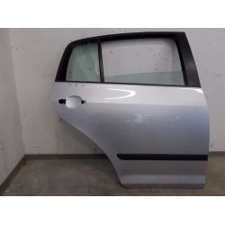 GOLA VRATA ZADAJ DESNA Volkswagen Golf 2005 V. PLUS 2.0TDI