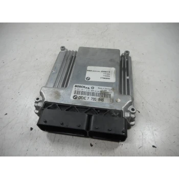 RAČUNALNIK MOTORJA BMW 1 2005 120D DDE7795845