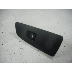 STIKALO STEKLA BMW 1 2005 120D PD