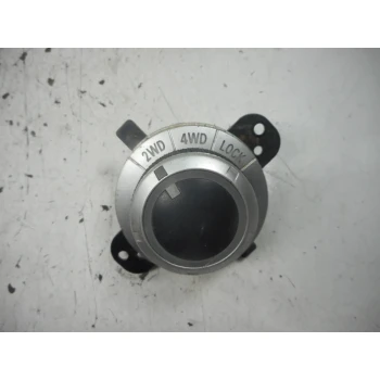 STIKALO RAZNO Mitsubishi Outlander 2008 2.0 DID 4WD