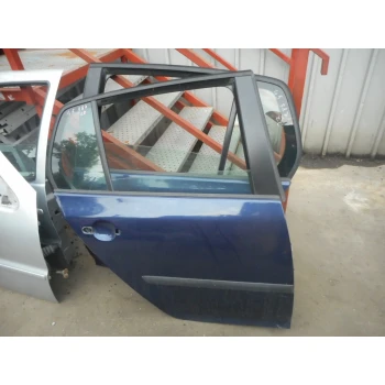 GOLA VRATA ZADAJ DESNA Volkswagen Golf 2005 1.9 TDI