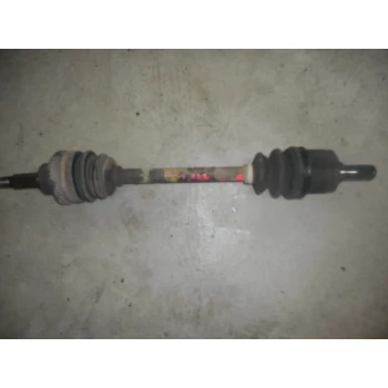 FRONT LEFT DRIVE SHAFT Hyundai Trajet 2001 2.0i