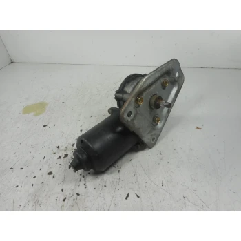 MOTORČEK BRISALCEV Suzuki JIMNY 1999 1.3 3881081A00