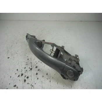 KLJUKA ZUNAJ SP LEVA Volkswagen Golf 2006 PLUS 1.6