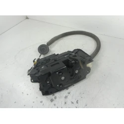 ZAKLEP  SPREDAJ DESNA Audi A1 2010 1.4 TSI 90kw 5N1837016C