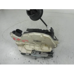 ZAKLEP  SPREDAJ DESNA Audi A1 2010 1.4 TSI 90kw 5N1837016C