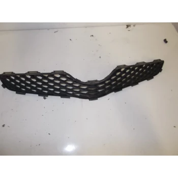 GRIGLIA COFANO Toyota Yaris 2010 1.4D4D 531110D230