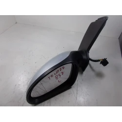 OGLEDALO LEVO Seat Toledo 2007 1.9TDI 5P1857507A OGLEDALO LEVO Seat Toledo 2007 1.9TDI 5P1857507A