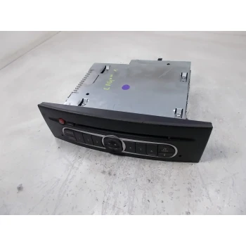 AUTORADIO Renault LAGUNA II 2006 GRANDTOUR 1.9DCI 8200292329