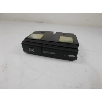 SWITCH OTHER Toyota Avensis 2006 2.2 D4D SW 84790-05130-C