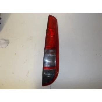 FARO POSTERIORE DESTRO Ford Focus 2006 1.6 SW plin