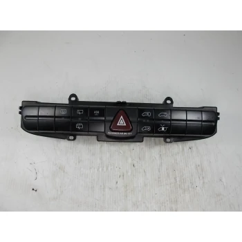 HAZZARD WARNING BUTTON Mercedes-Benz Vito / Viano 2004 2.2 CDI 6395450207