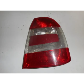 TAIL LIGHT RIGHT Škoda Superb 2006 2.5 TDI AUT. 3U5945112A