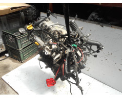 ENGINE COMPLETE Renault CLIO III 2009 1.2 16V D4FH7