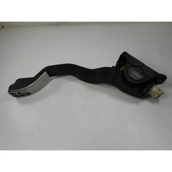 PEDAL PLINA ELEKTRIČEN Peugeot 206 2001 1.6 16V