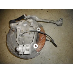 WHEEL HUB COMPLETE FRONT LEFT BMW 1 2005 120D