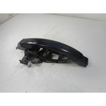 DOOR HANDLE OUTSIDE REAR LEFT Ford Focus 2010 1.6 