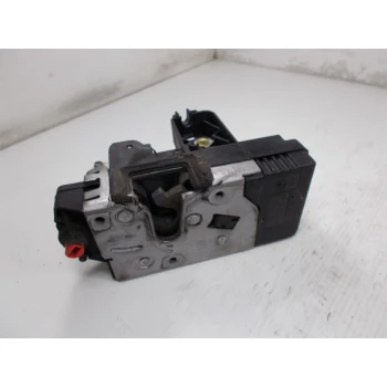 ZAKLEP  ZADAJ DESNA Opel Meriva 2006 1.7DTH 13154794