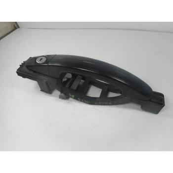 KLJUKA ZUNAJ SP LEVA Ford Focus 2011 1.6 TDCI