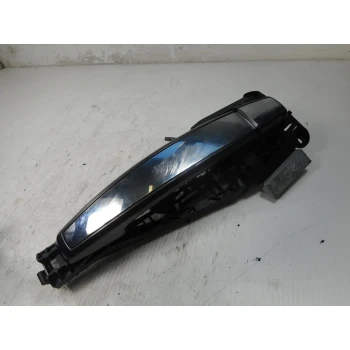 KLJUKA ZUNAJ  ZADAJ DESNA Opel Insignia 2010 2.0DTH
