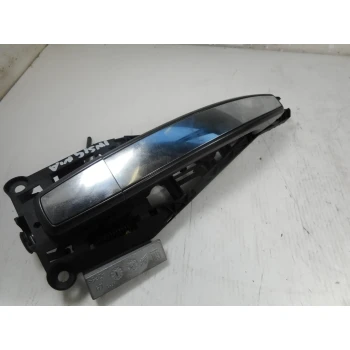 KLJUKA ZUNAJ  ZADAJ LEVA Opel Insignia 2010 2.0DTH
