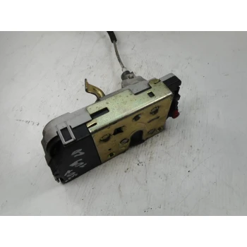 ZAKLEP  ZADAJ DESNA Peugeot 307 2005 BREAK 1.6 HDI