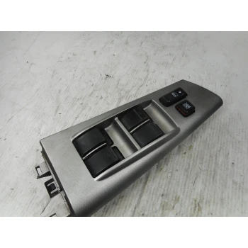 STIKALO STEKLA Toyota Corolla 2005 COMBI 2.0 D
