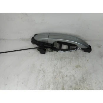 KLJUKA ZUNAJ  SPREDAJ DESNA Ford Galaxy 2007 2.0 benc.