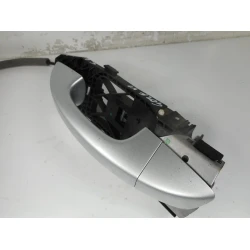 KLJUKA ZUNAJ SP LEVA Volkswagen Golf 2008 2.0 TDI VI. 1K8837205E
